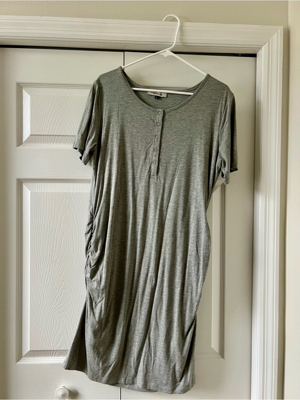 Women's Gray Short Sleeve Henley Maternity Dress